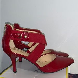 Liz Claiborne Keegan Heels
